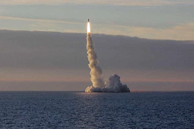 Ανατριχίλα: Βρετανικά υποβρύχια βρίσκονται σε απόσταση βολής από Συρία